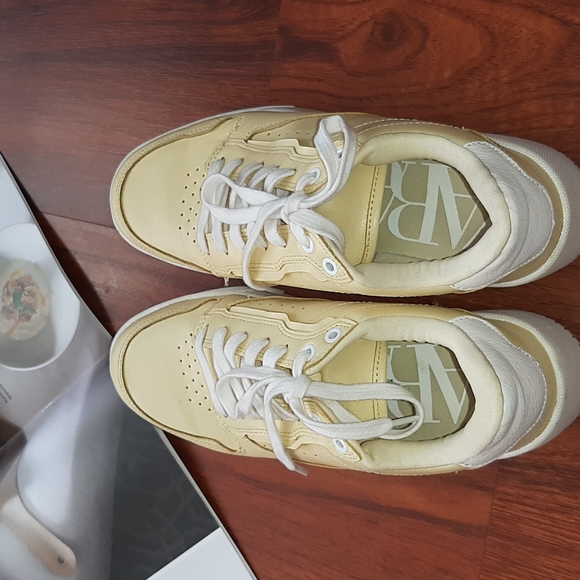 Zara Sneakers - Picture 4 of 10